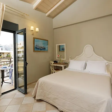 Aparthotel Ionia 4*